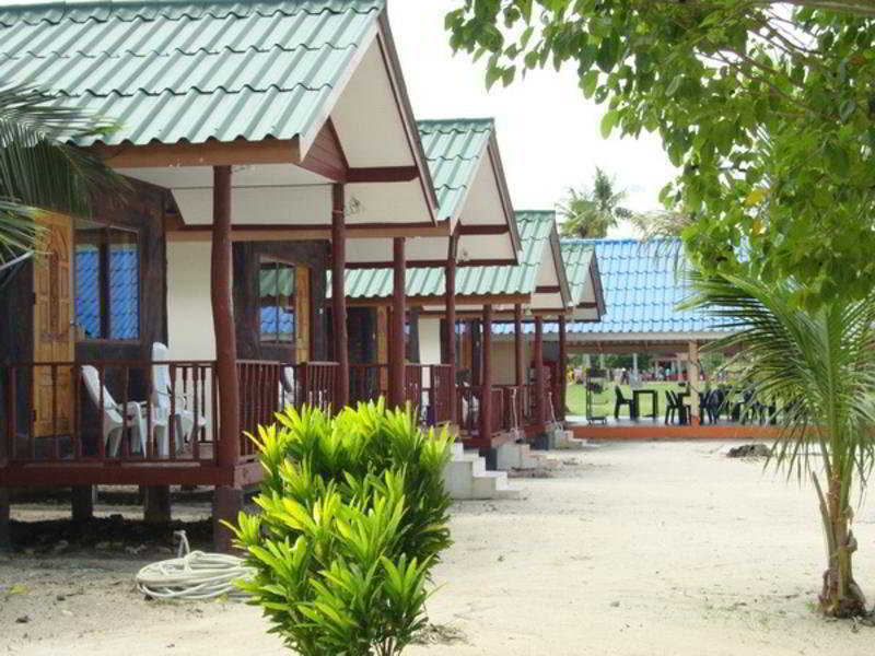 Resort Sea View 2*